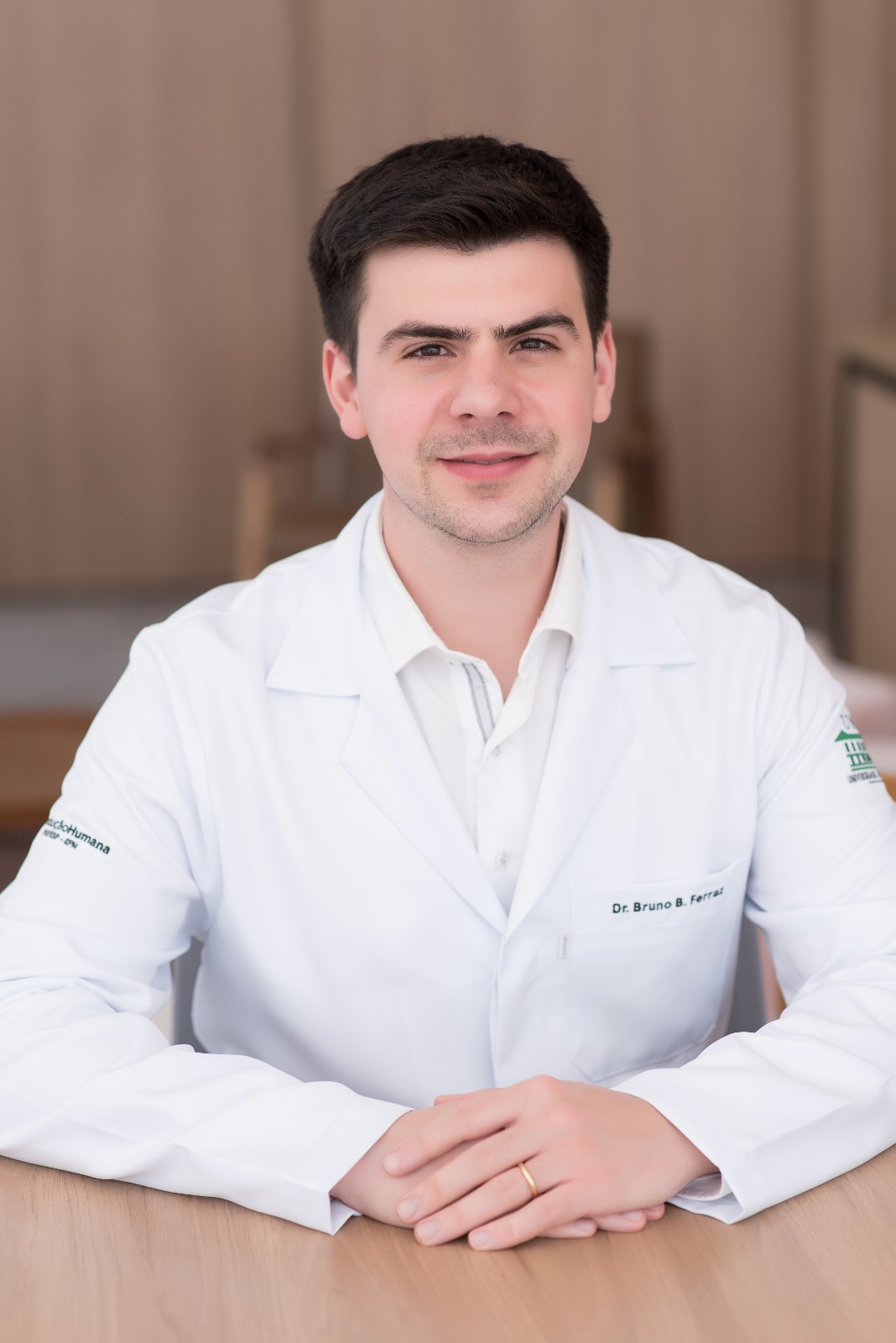 dr. bruno bertoni ferraz